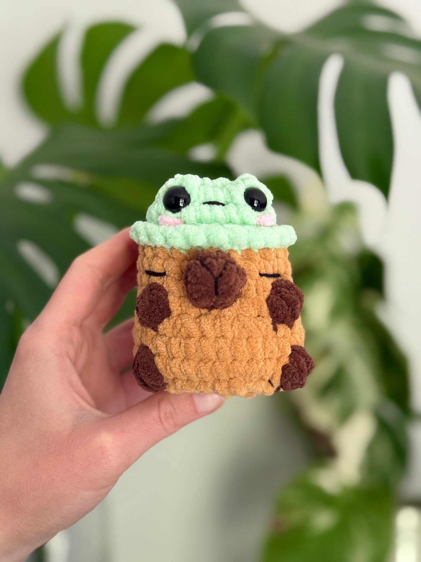 Crochet Capybara with Hats