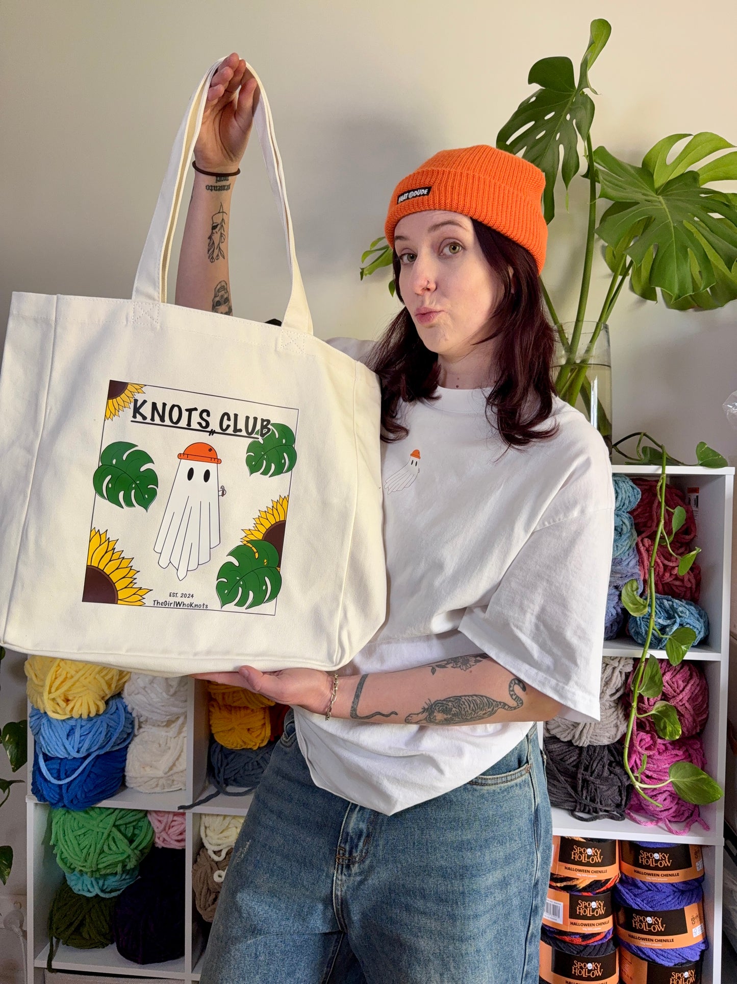 Knot's Club Tote Bag